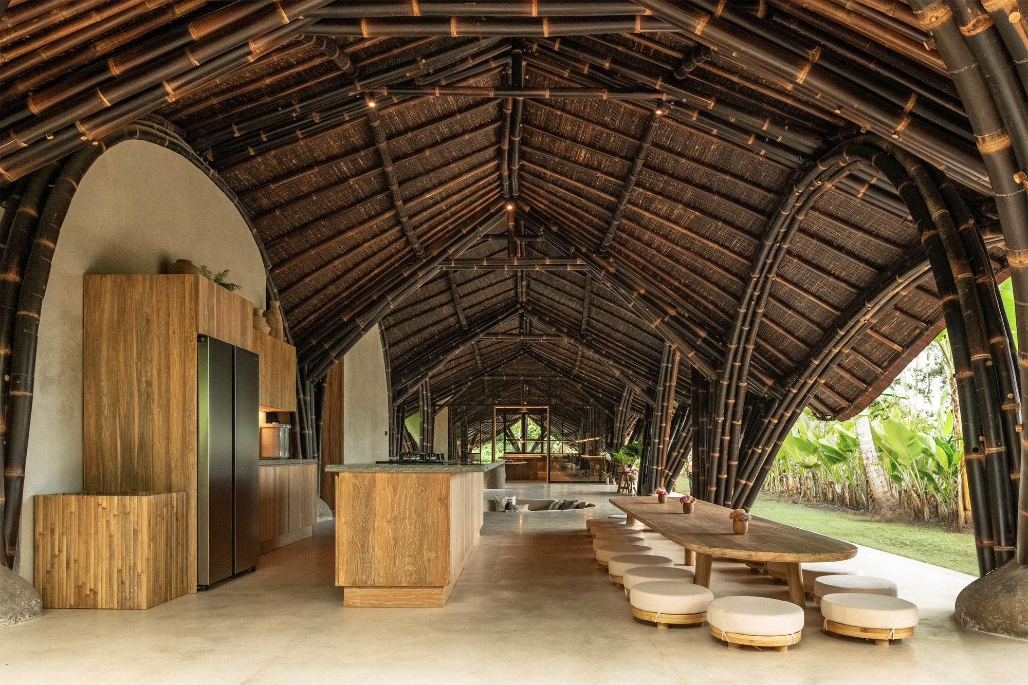 Studio Lodtunduh bamboo interior